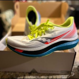 Womens Saucony Endorphin Pro - Size 10 - White Mutant